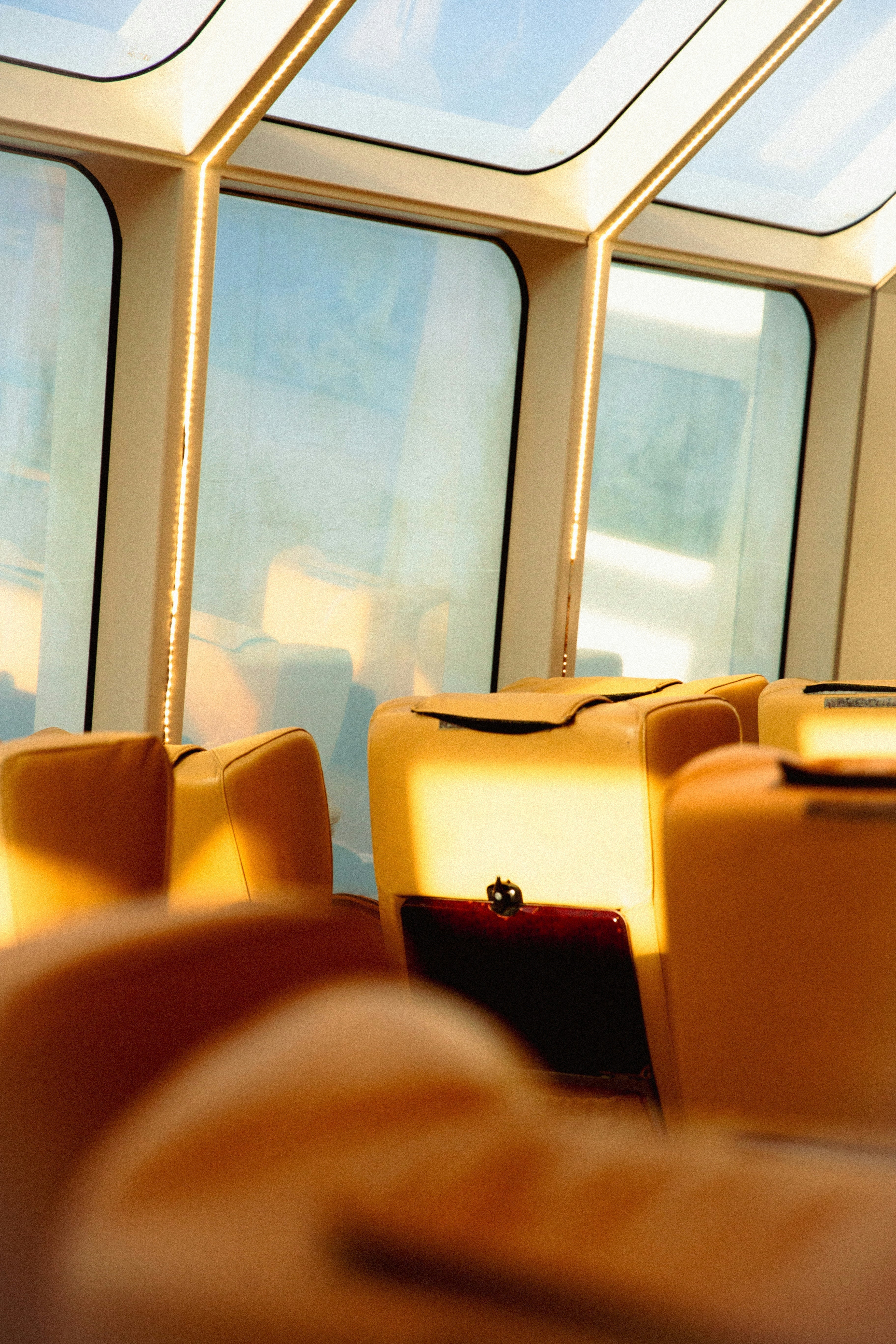 The Smart Traveller’s Guide To Beating Jet Lag